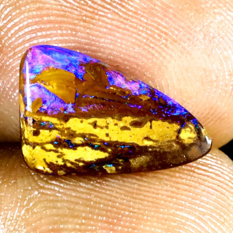 2.86 ct Good-looking Fancy Shape (13 x 9 mm) Multi Color Australian Koroit Boulder Opal Natural Loose Gemstone