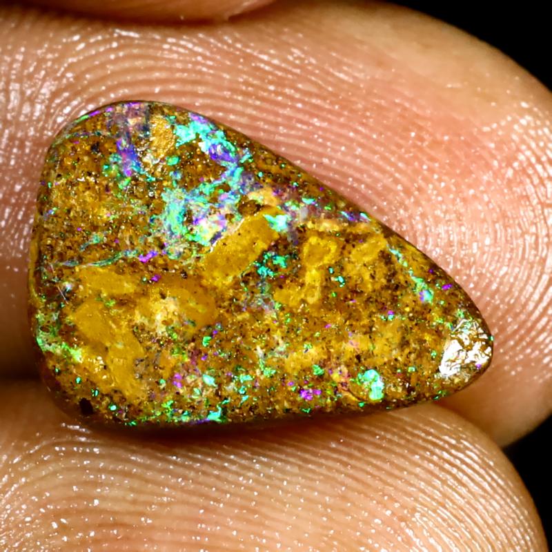 4.61 ct Eye-opening Fancy Shape (16 x 11 mm) Multi Color Australian Koroit Boulder Opal Natural Loose Gemstone