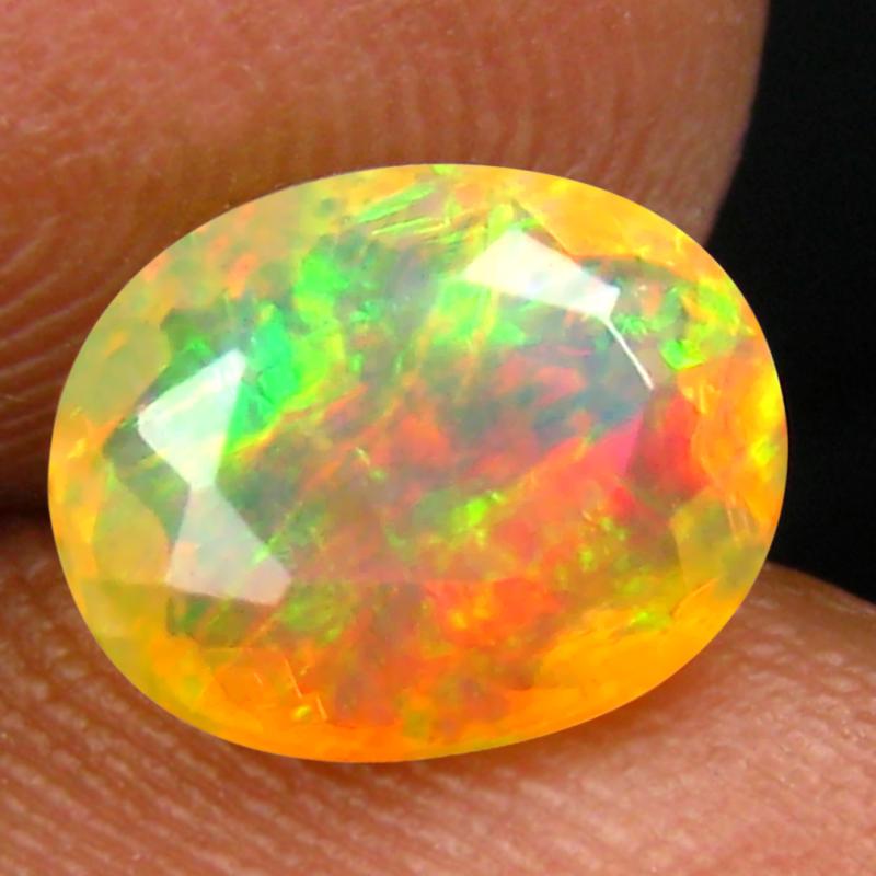 1.22 ct Splendid Oval (9 x 7 mm) Un-Heated Ethiopia Rainbow Opal Loose Gemstone