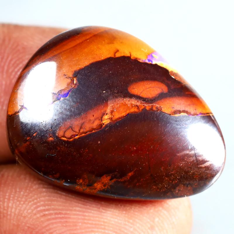 31.64 ct Resplendent Fancy Shape (24 x 18 mm) Multi Color Australian Koroit Boulder Opal Natural Loose Gemstone