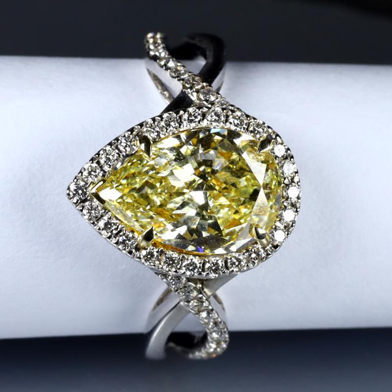 GIA Certified 2.36 ct Amazing Pear Cut (12 x 8 mm) VS2 Clarity Fancy Light Yellow Diamond