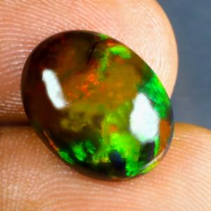 3.64 ct Superb Oval Cabochon (14 x 11 mm) Ethiopian 360 Degree Flashing Black Opal Natural Gemstone